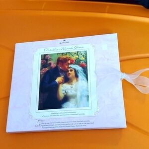 NWOTs ~ Hallmark Wedding 💑 Keepsake Book 💘💝💖💙💜